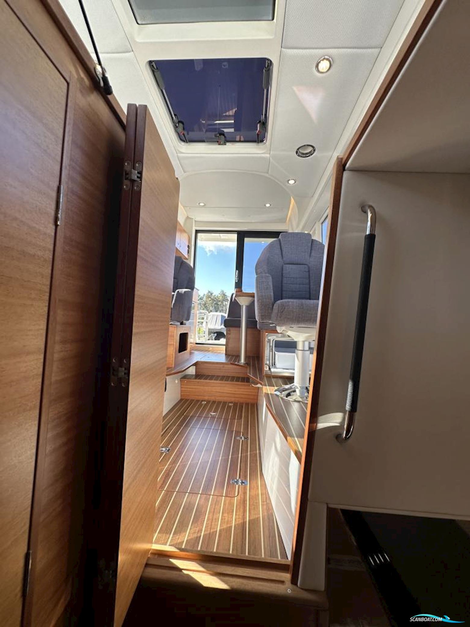 Paragon 31 Cabin -Reserviert-