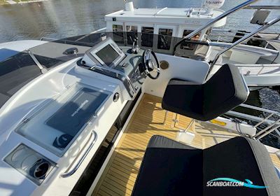 Paragon 31 Fly Motorboten 2010, met Volvo Penta D3 motor, Sweden