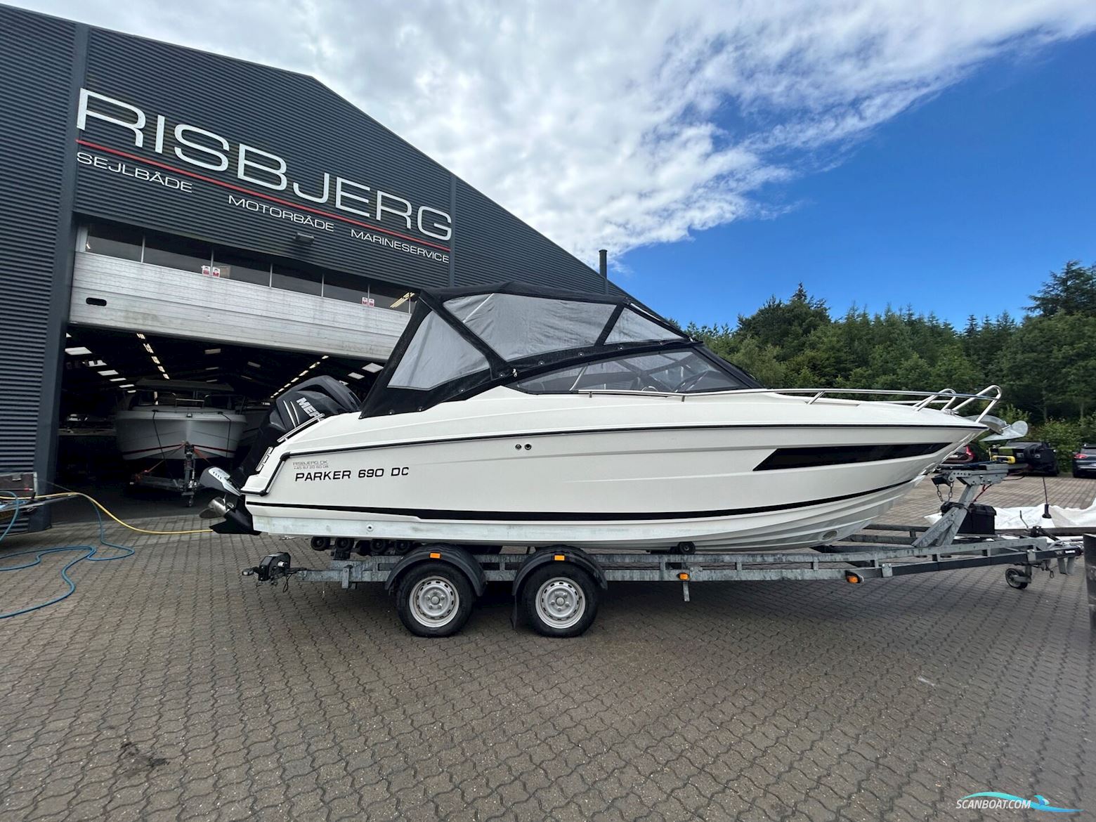 Parker 690 DC Motorboten 2017, met Mercury motor, Denemarken