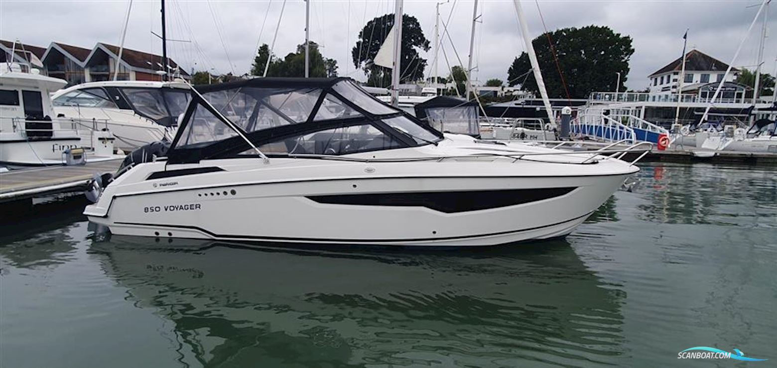 Parker 850 Voyager Motorboten 2022, met 1 x Mercury 5.7L straight 6 Verado XXL 350 motor, United Kingdom