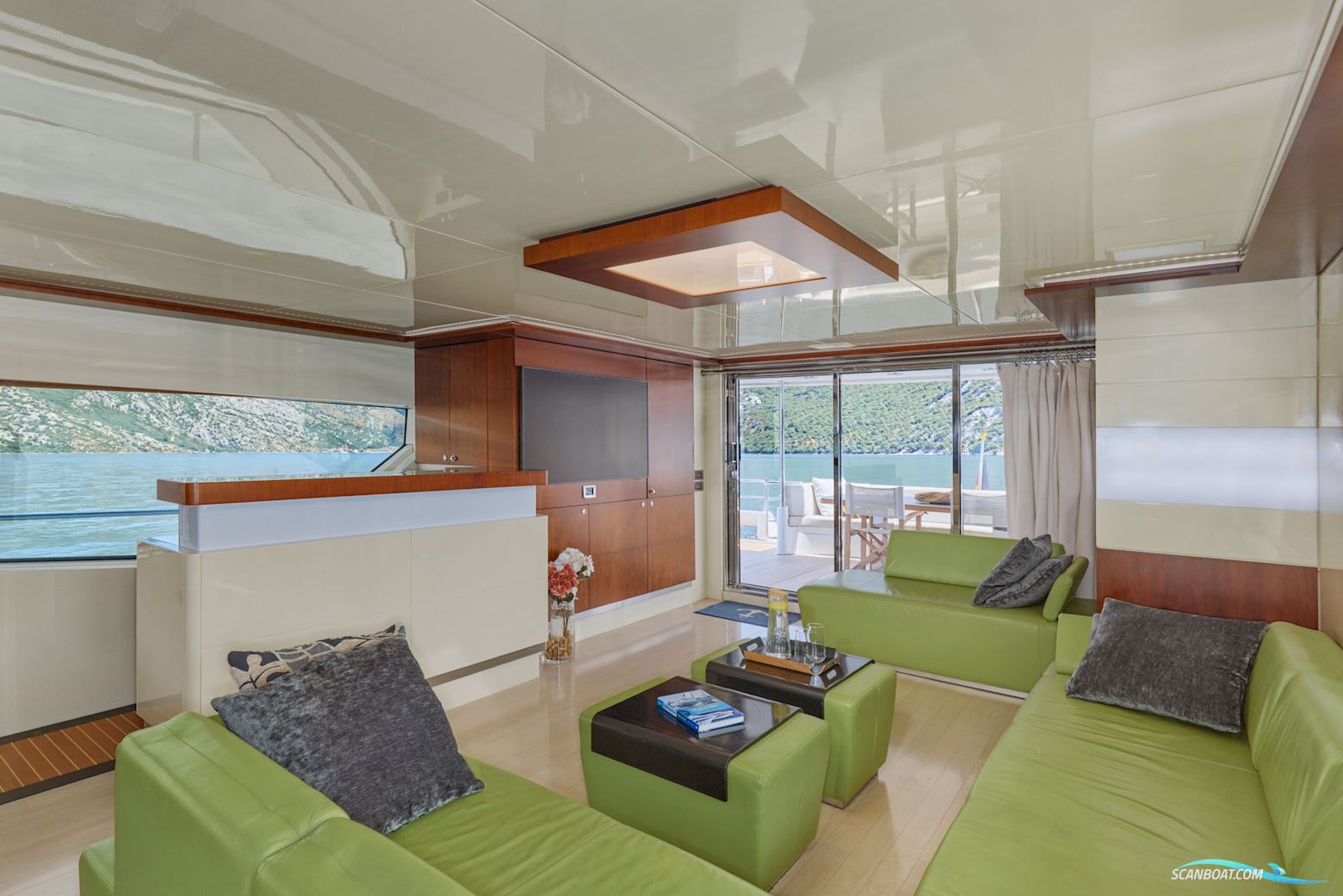 Peer Gynt Big Rubber Duck