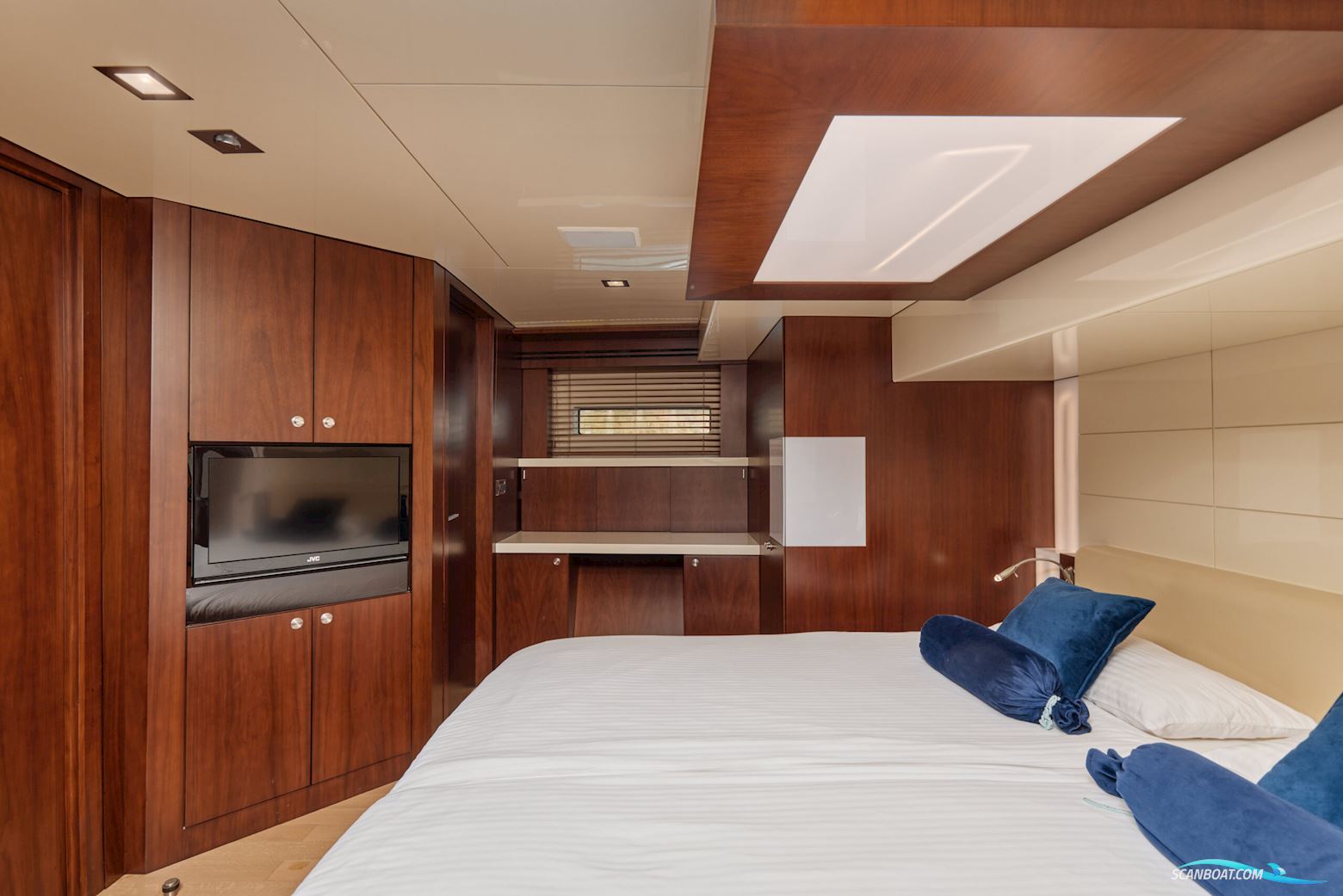 Peer Gynt Big Rubber Duck