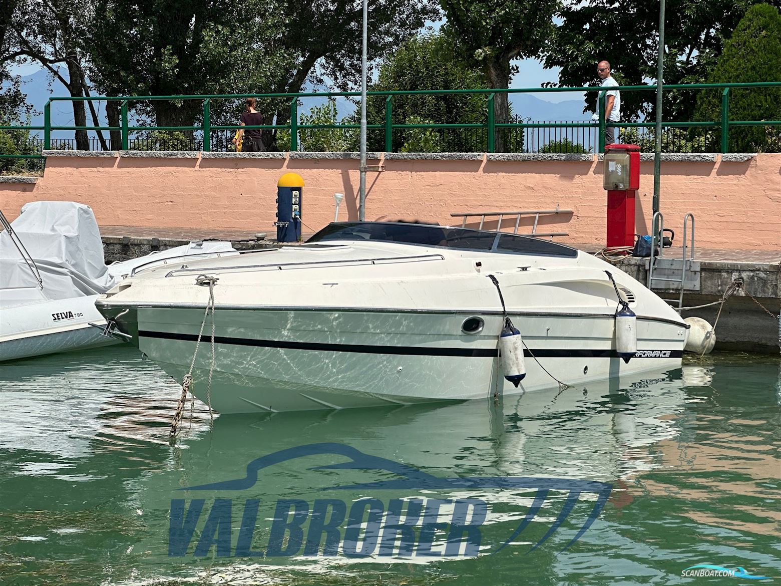 Performance Marine 807 Performance