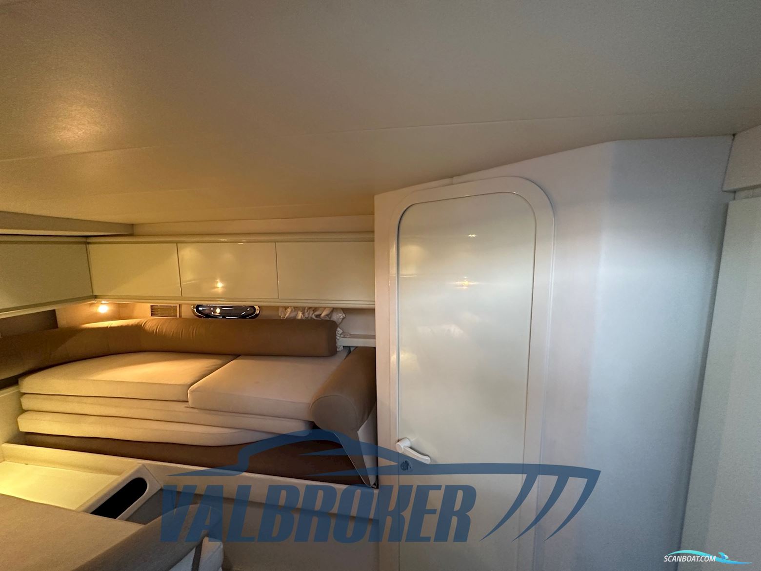 Pershing 40