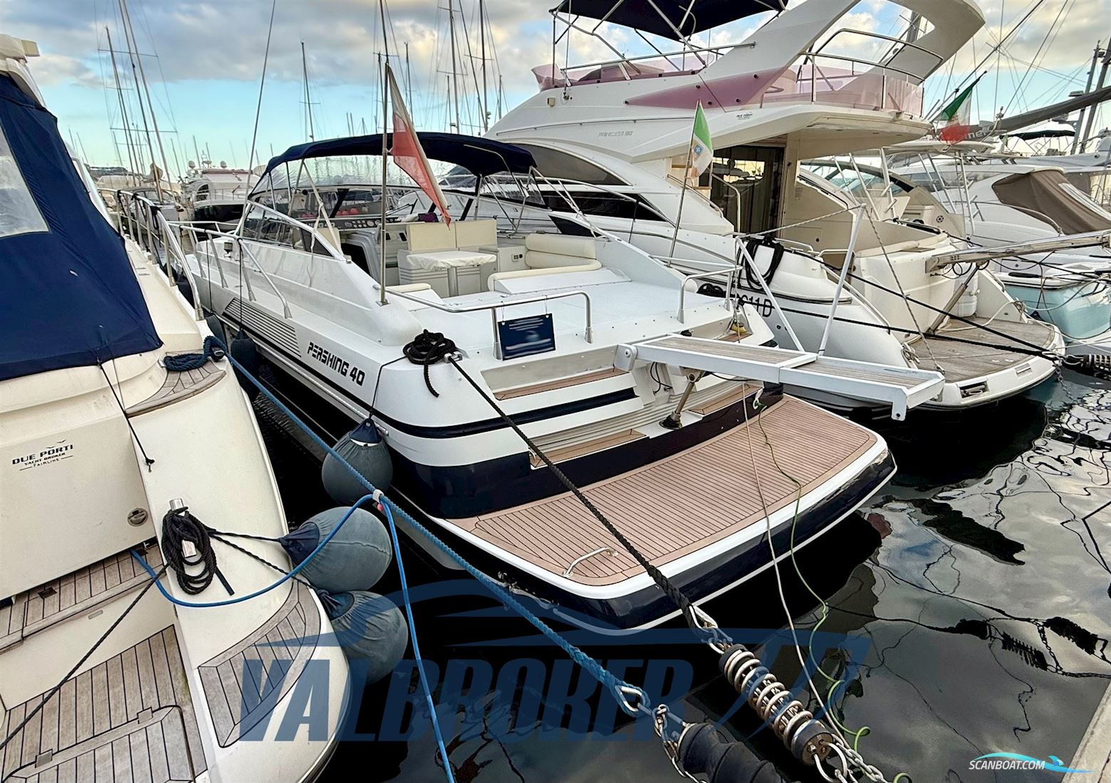 Pershing 40