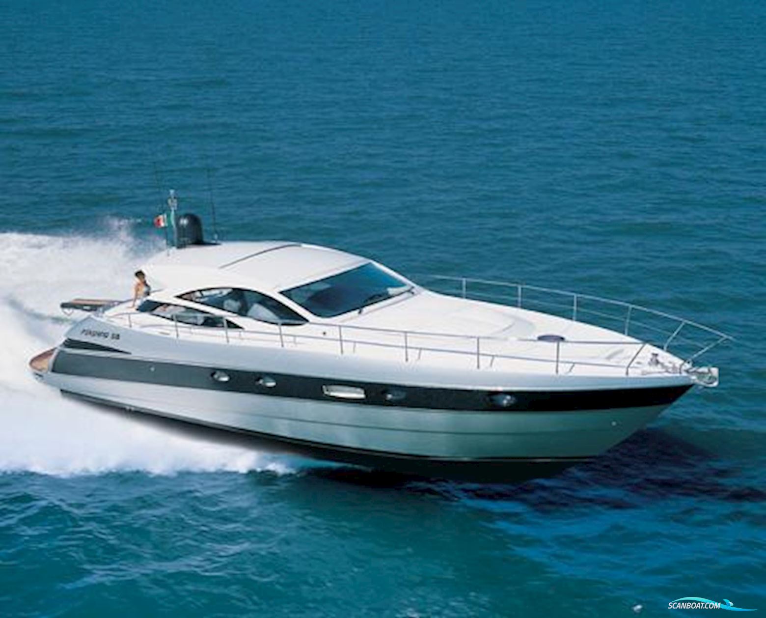 Pershing 50