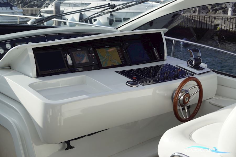 Pershing 54 - Unik Stand / Mint Conditon