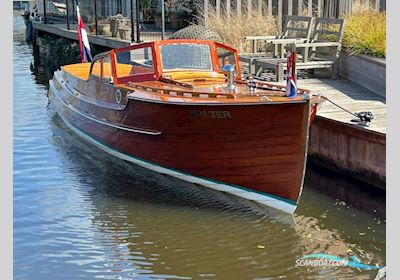 Peterson Daycruiser Motorboten 1935, met Volvo Penta motor, The Netherlands