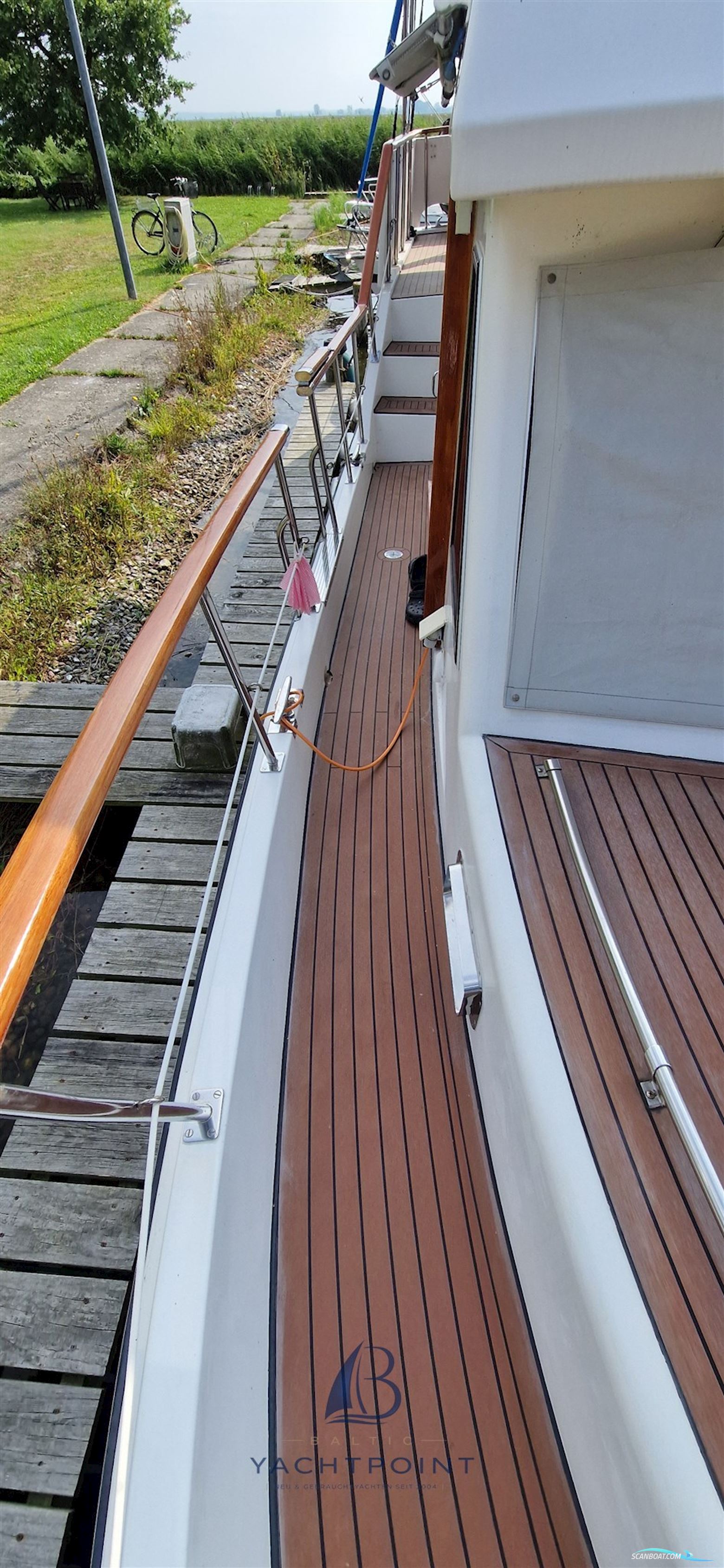 Phuket Trawler 35
