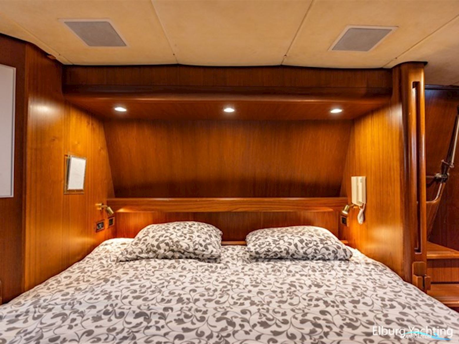 Pieter Beeldsnijder 60 - Explorer Yacht