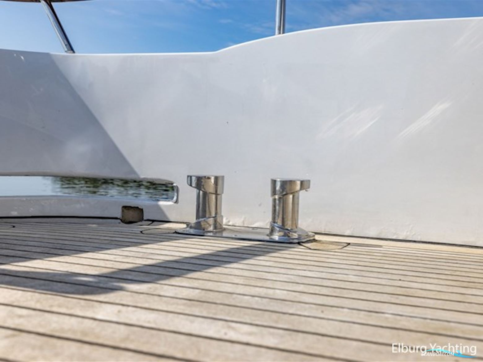 Pieter Beeldsnijder 60 - Explorer Yacht