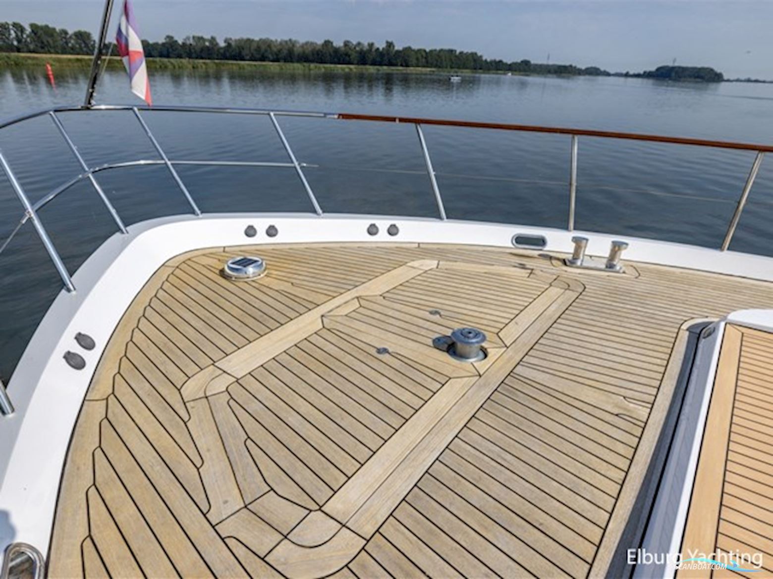 Pieter Beeldsnijder 60 - Explorer Yacht