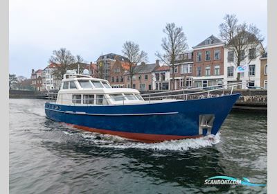Pieter Beeldsnijder Spiegelkotter 15.00 VS Motorboten 2005, met Cummins 2.8 motor, The Netherlands