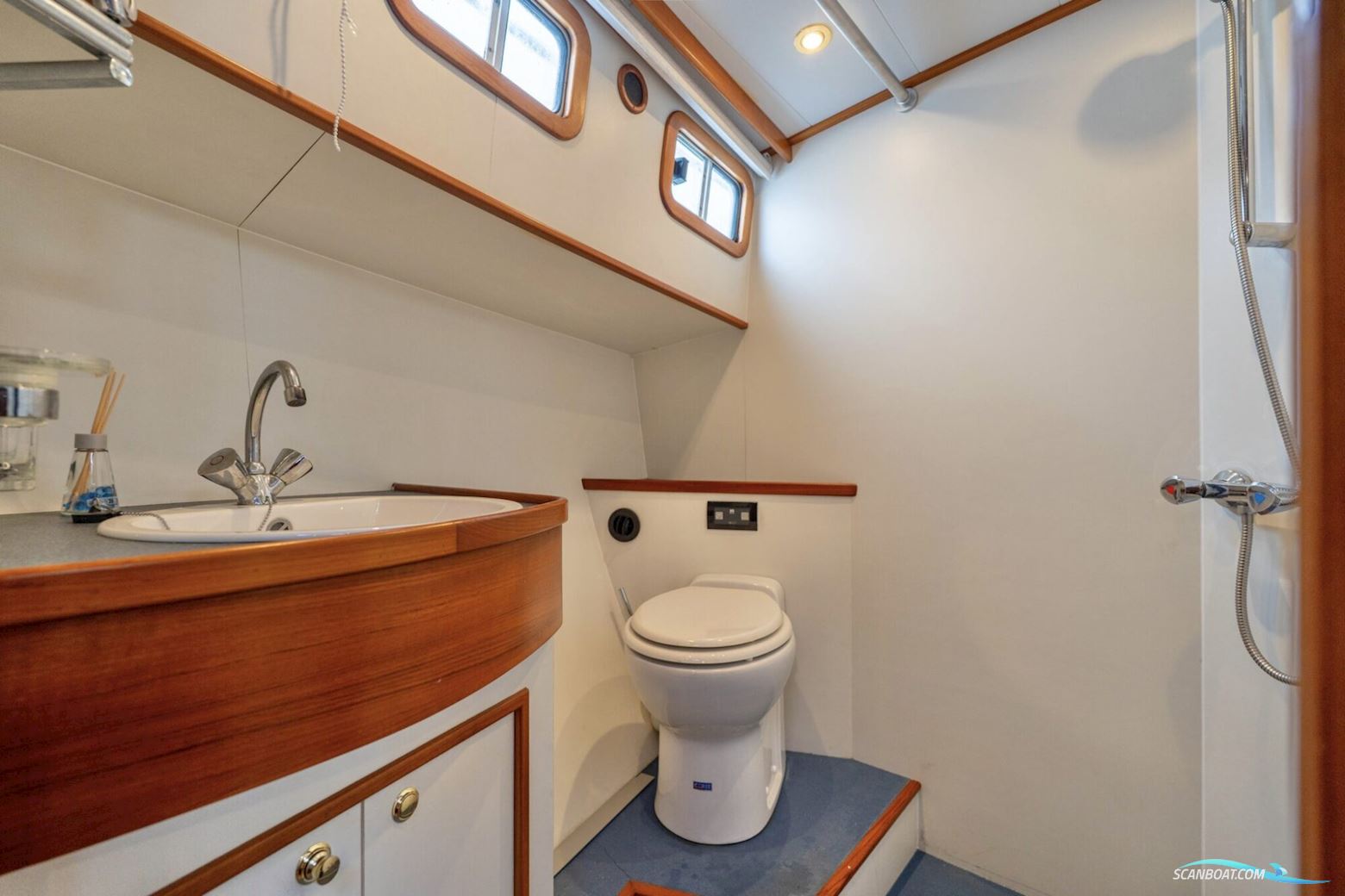 Pieter Beeldsnijder Spiegelkotter 15.00 VS