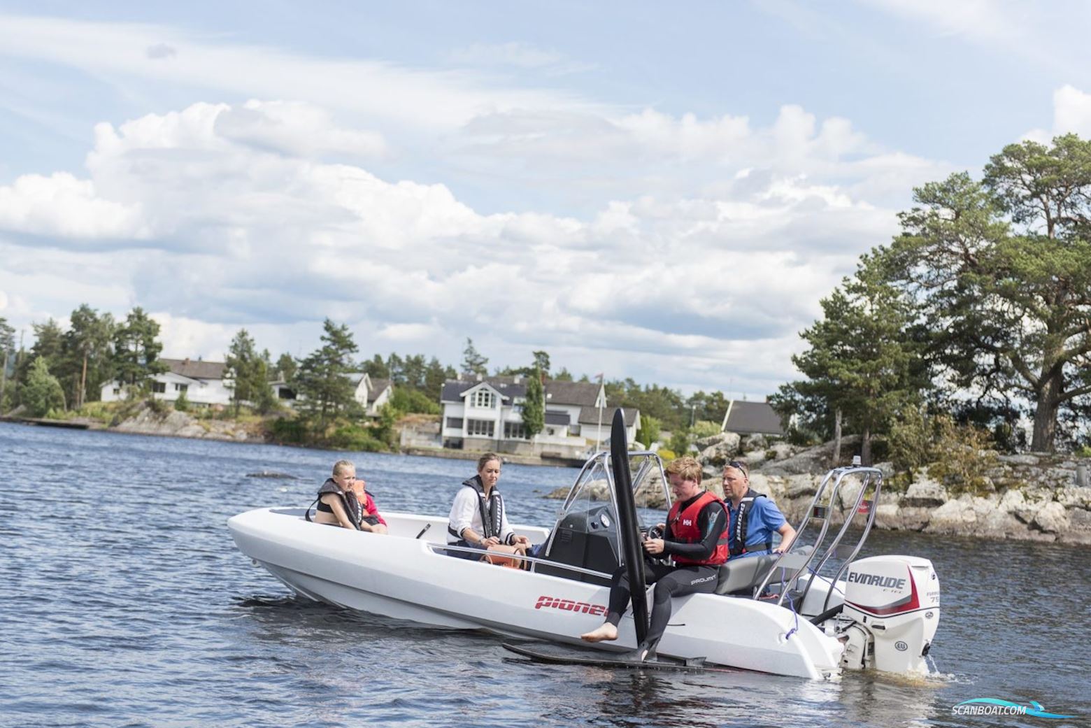 Pioner 17 Flexi Special Edition