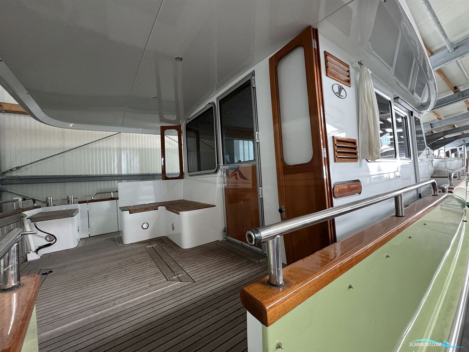 POLLARD Stavast Trawler 1200