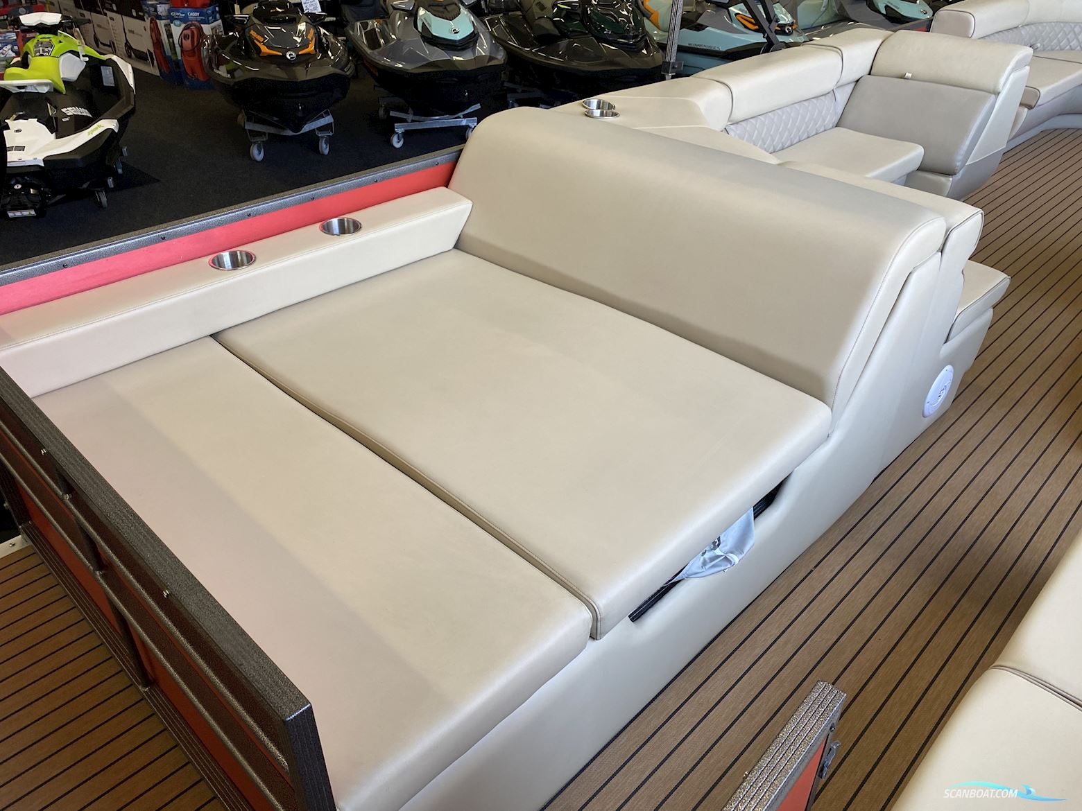 Pontoonboot 25FT 3-Tubes Red