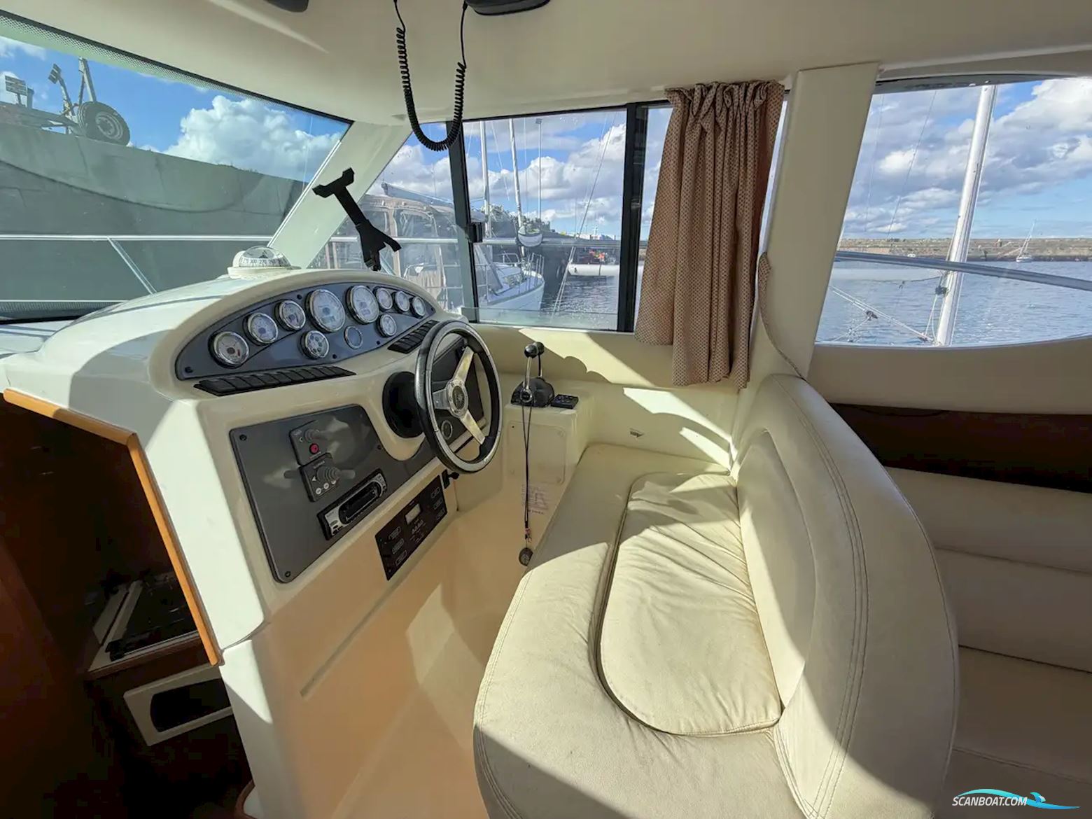 Prestige 32
