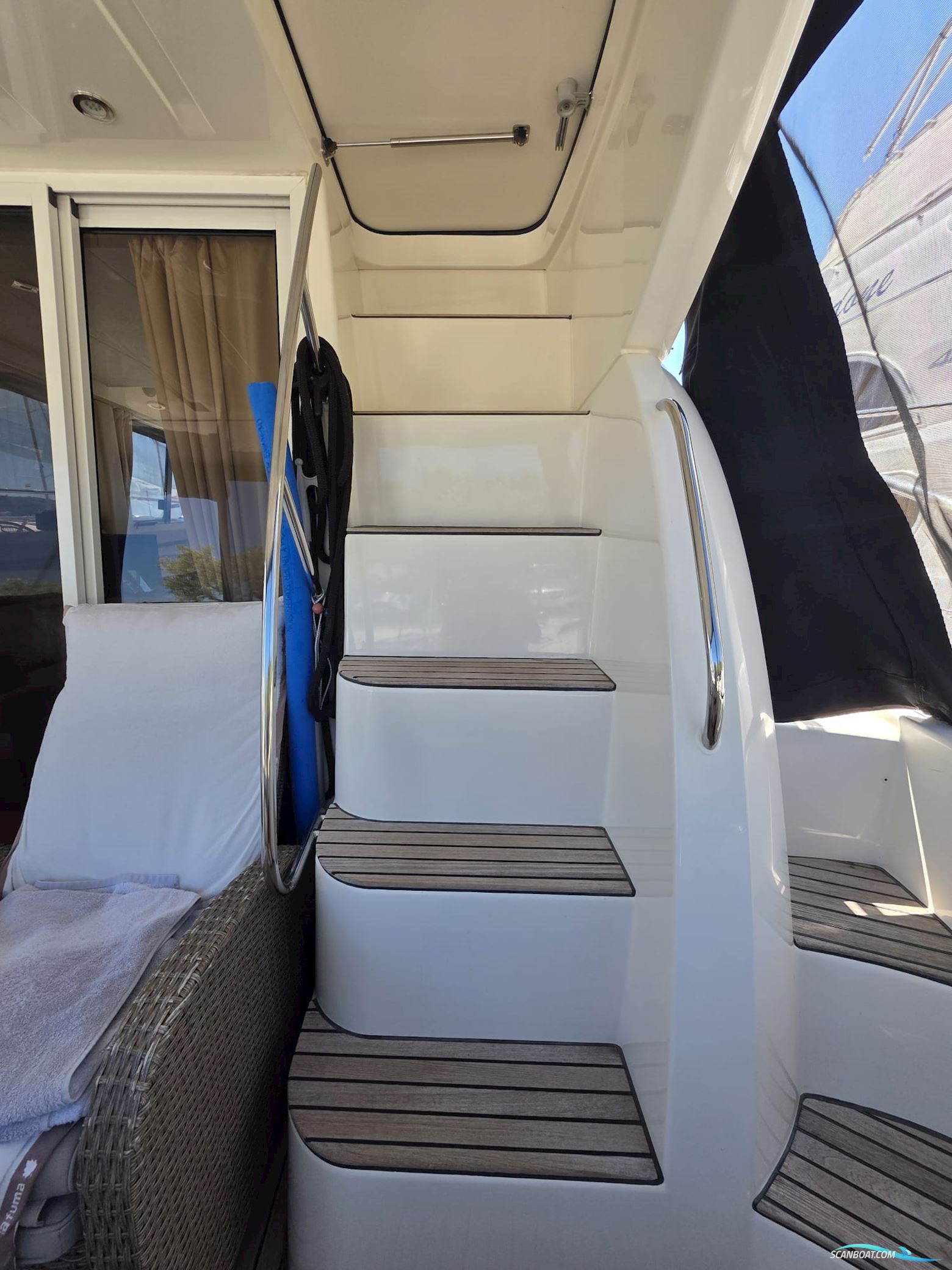 Prestige 39