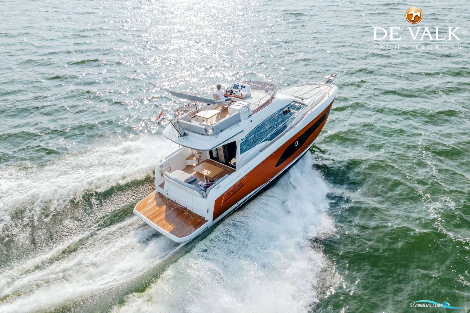Prestige 420 Flybridge