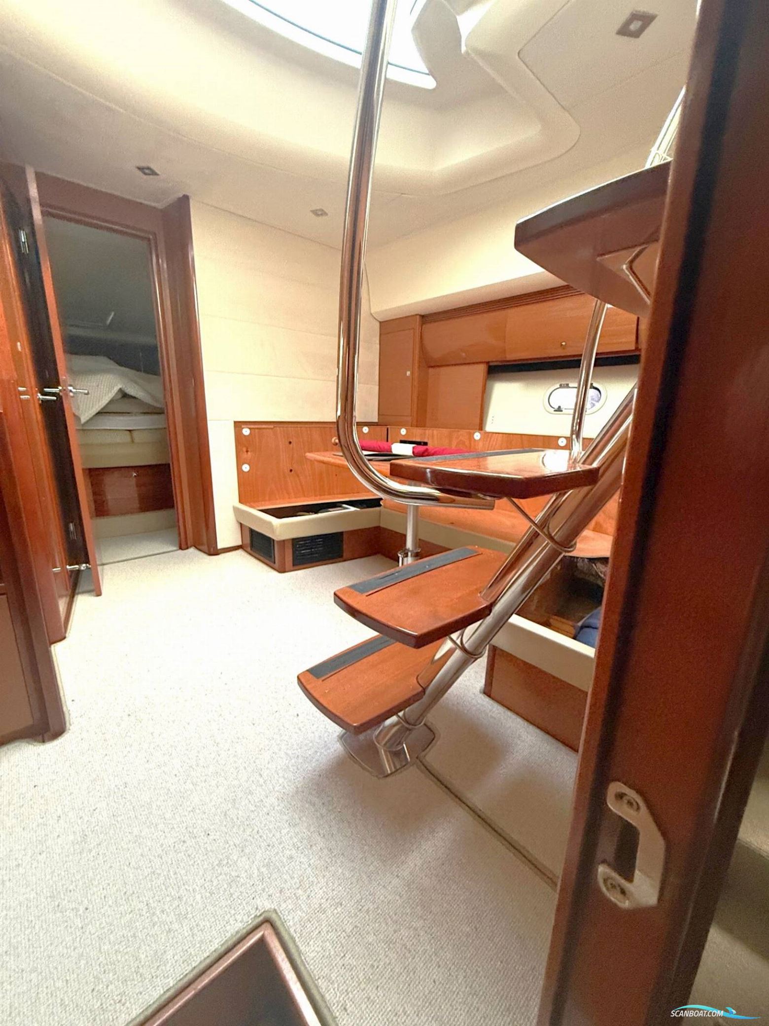 Prestige 42S - Twin Volvo Penta IPS500/Udstyr