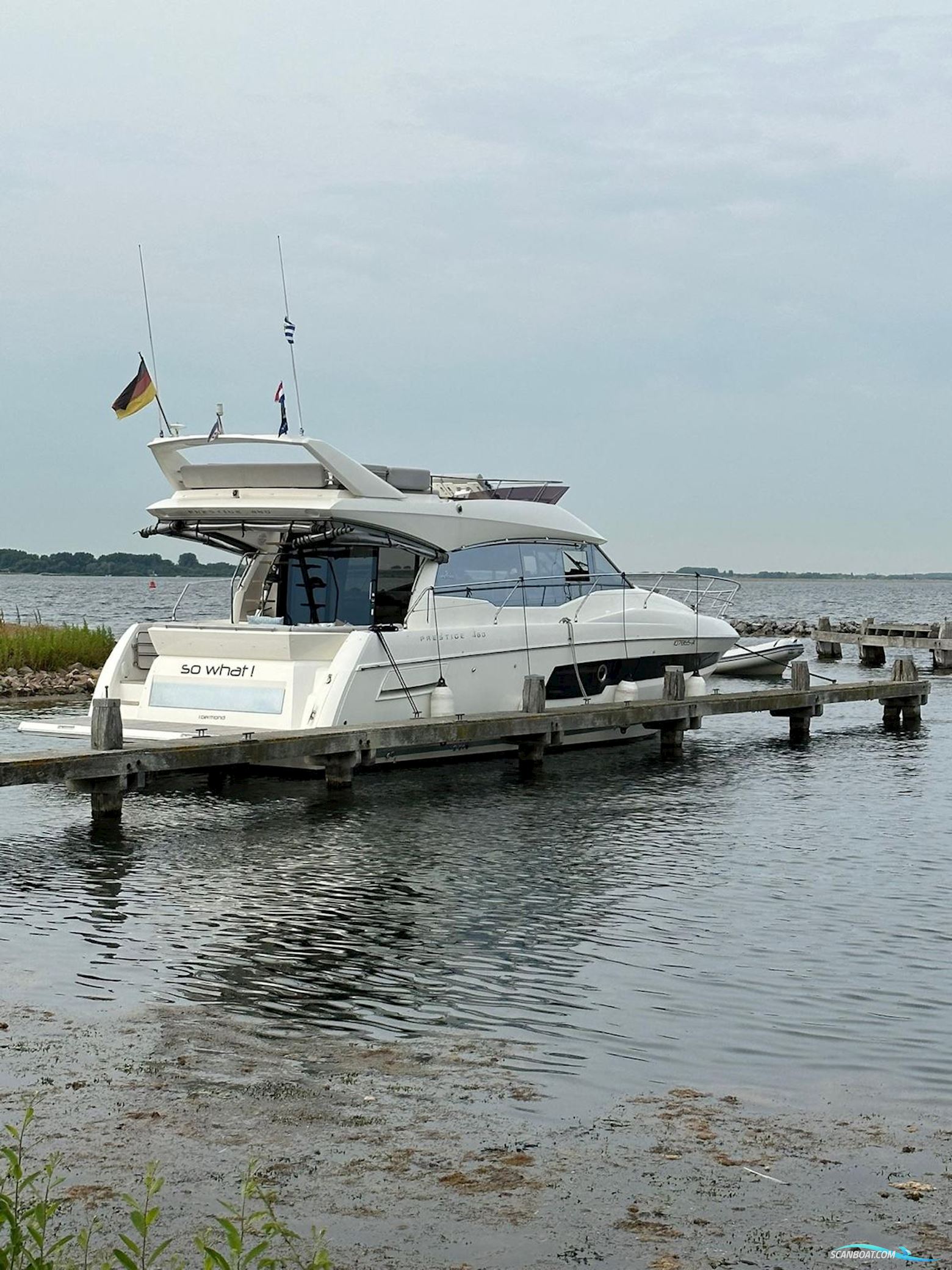 Prestige 460 Flybridge