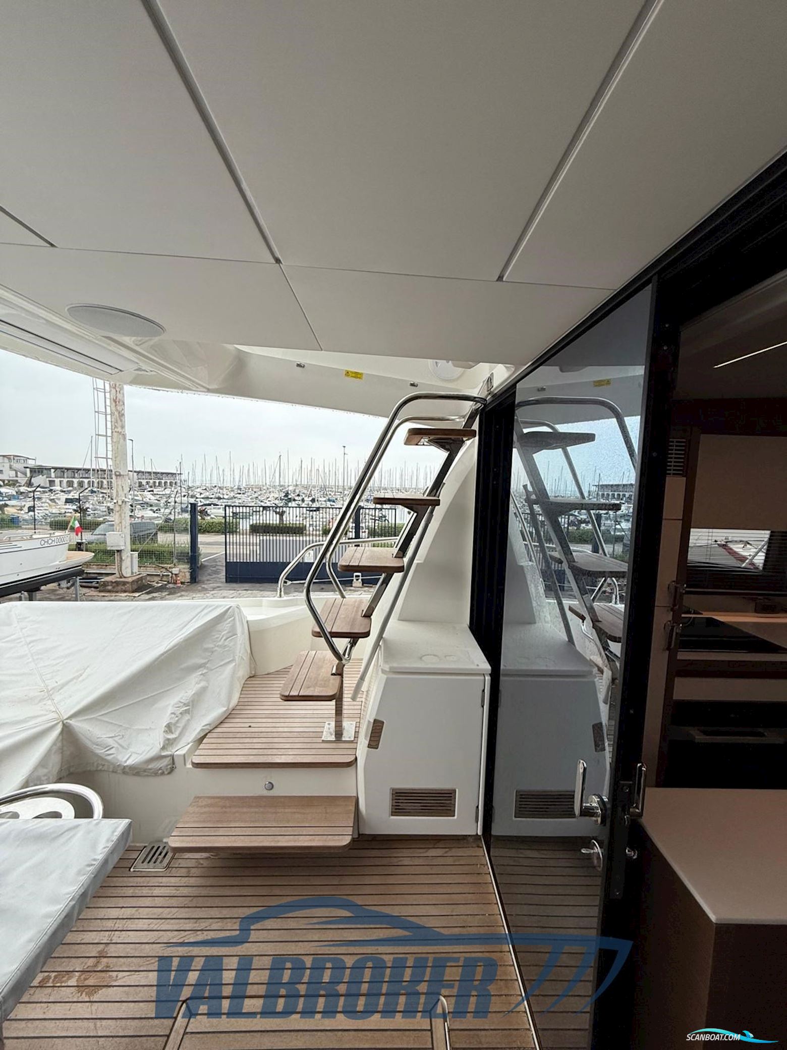 Prestige 520