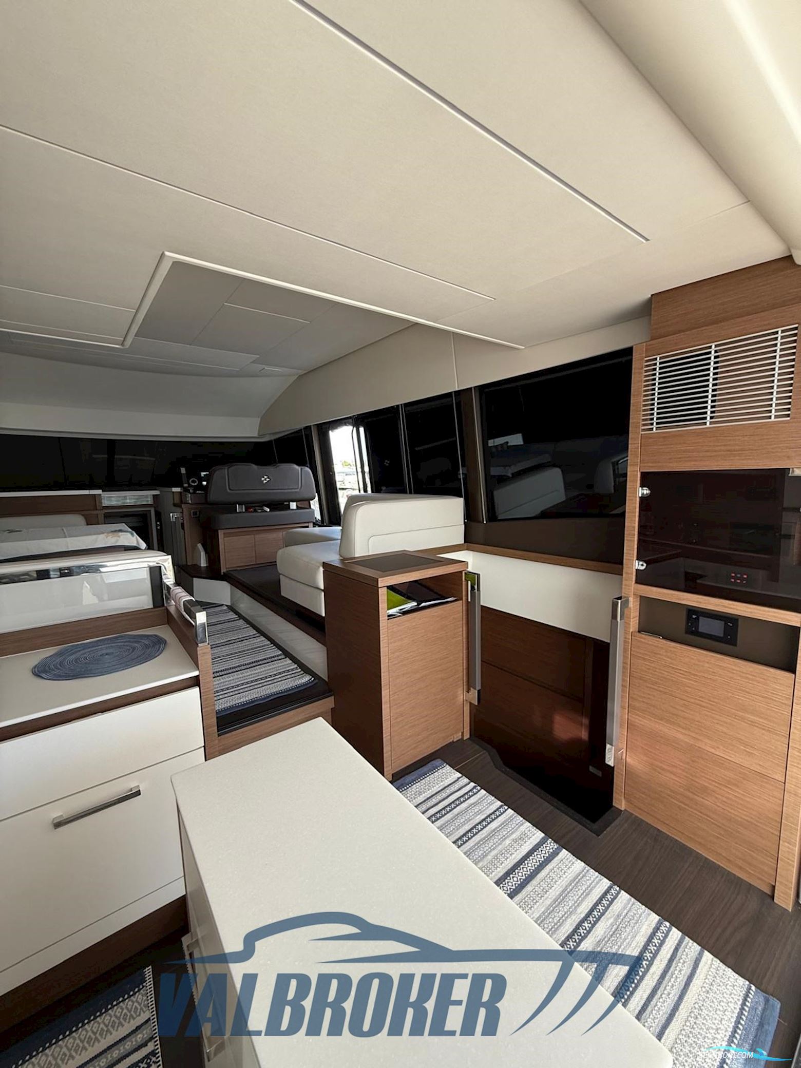 Prestige 520