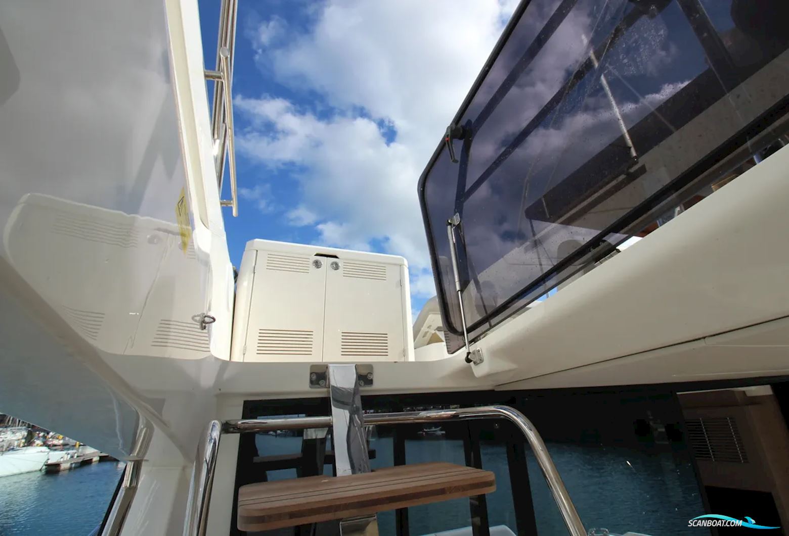 Prestige 520