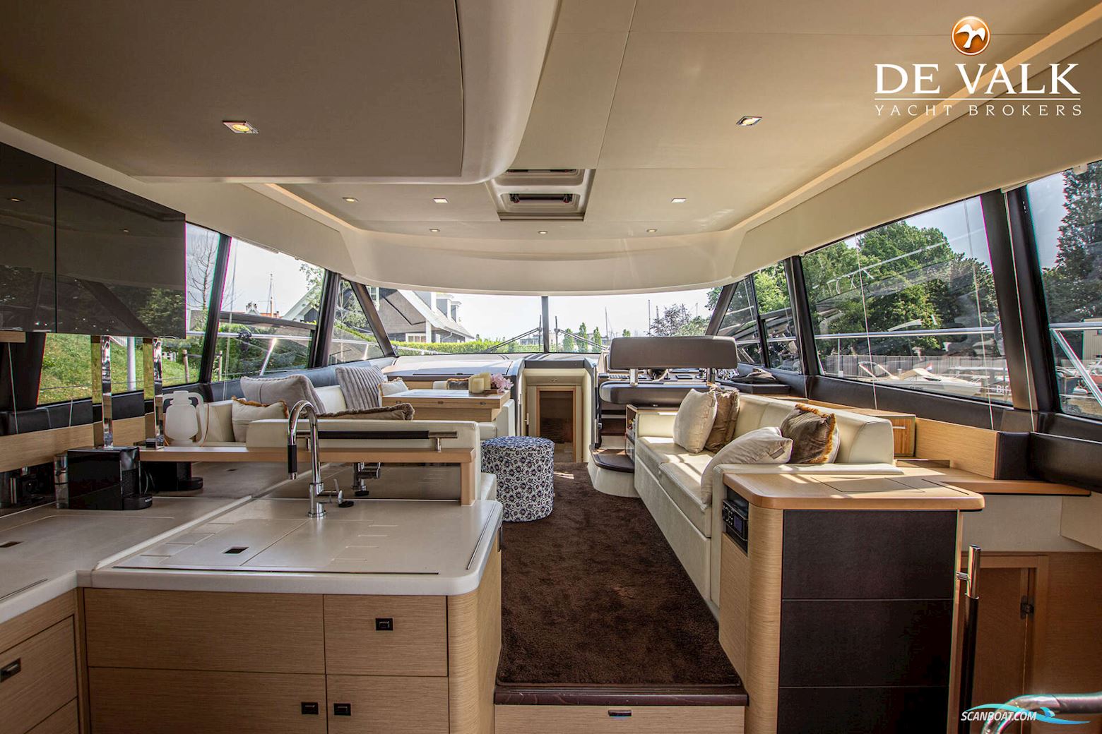 Prestige 550 Flybridge
