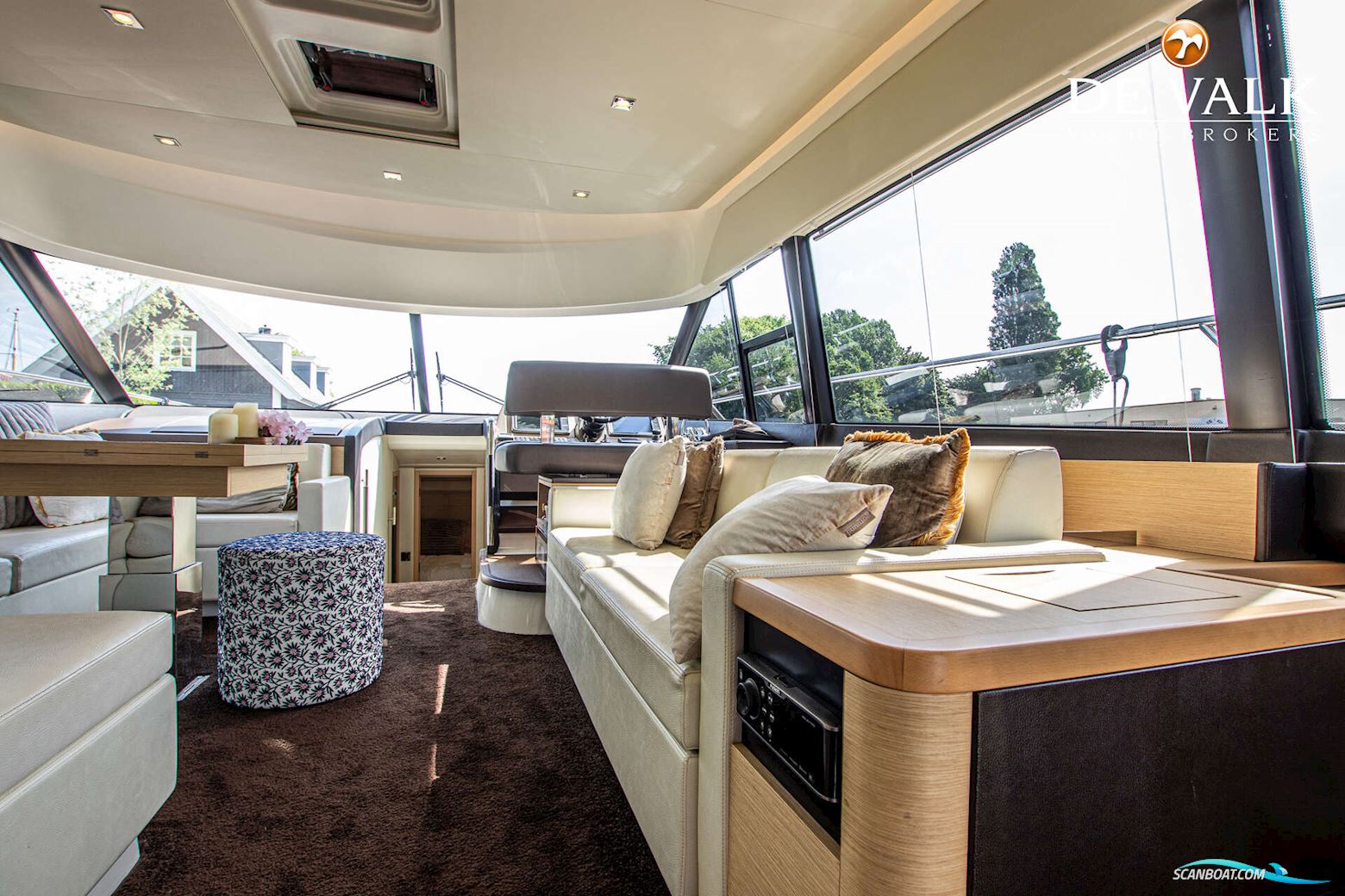 Prestige 550 Flybridge