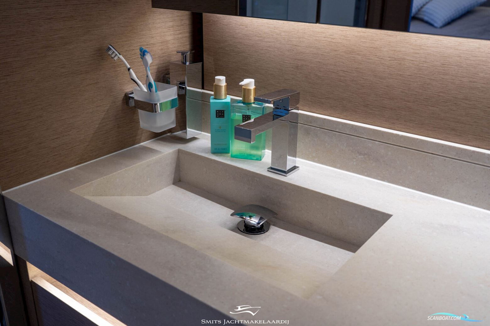 Prestige 590 Flybridge