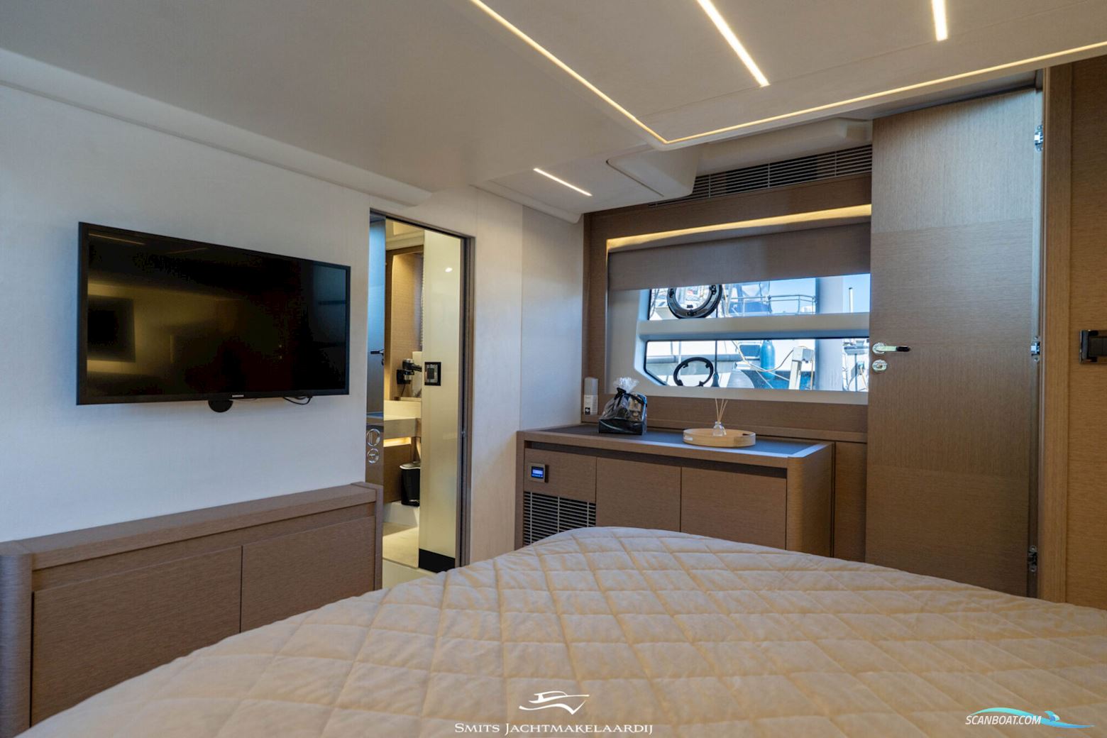 Prestige 590 Flybridge