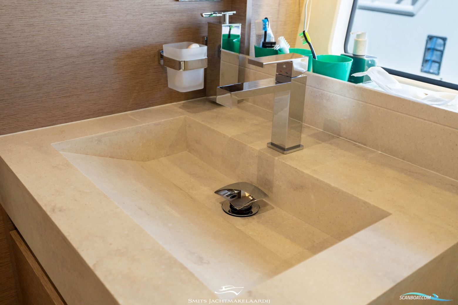 Prestige 590 Flybridge