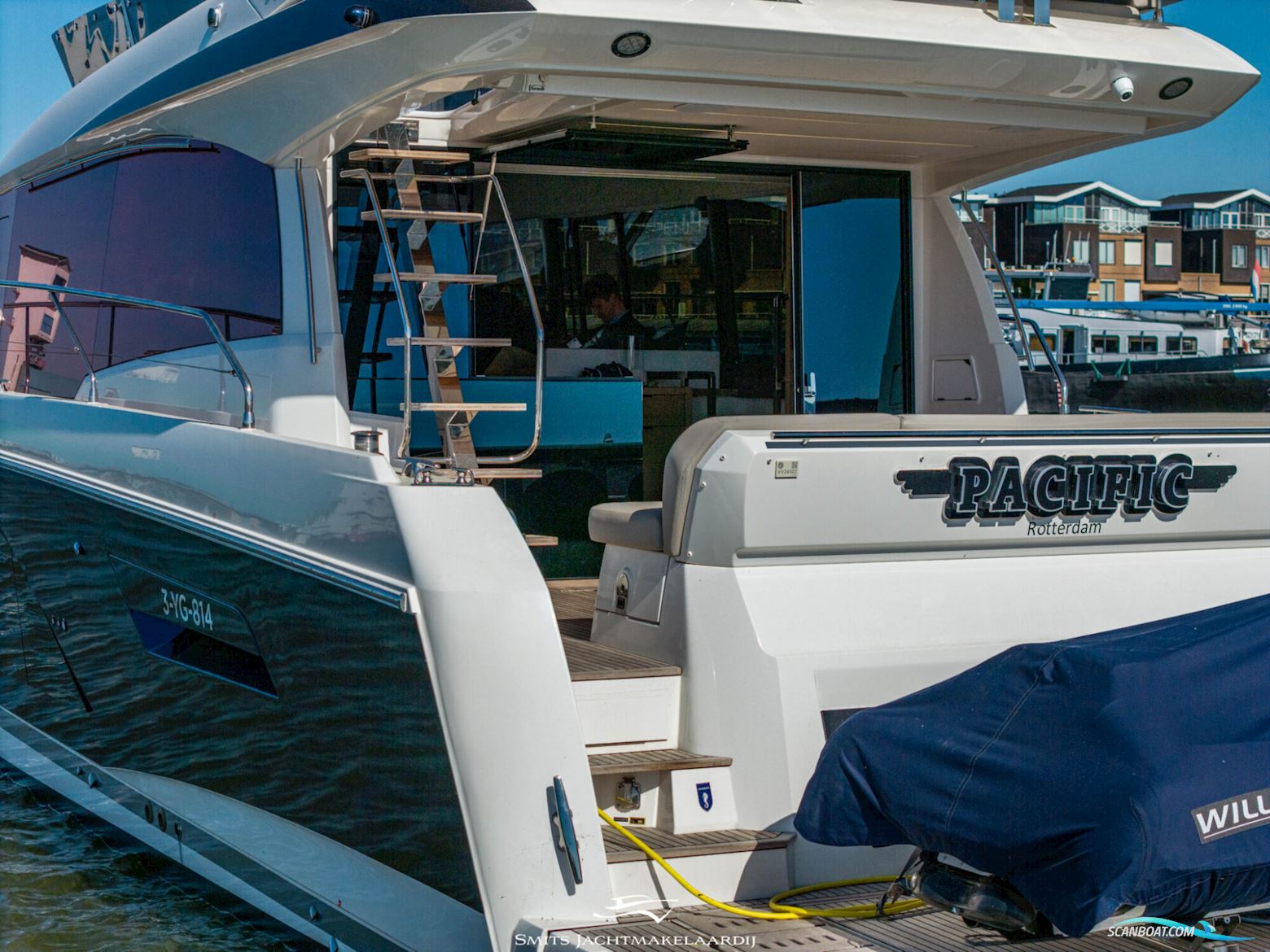 Prestige 590 Flybridge