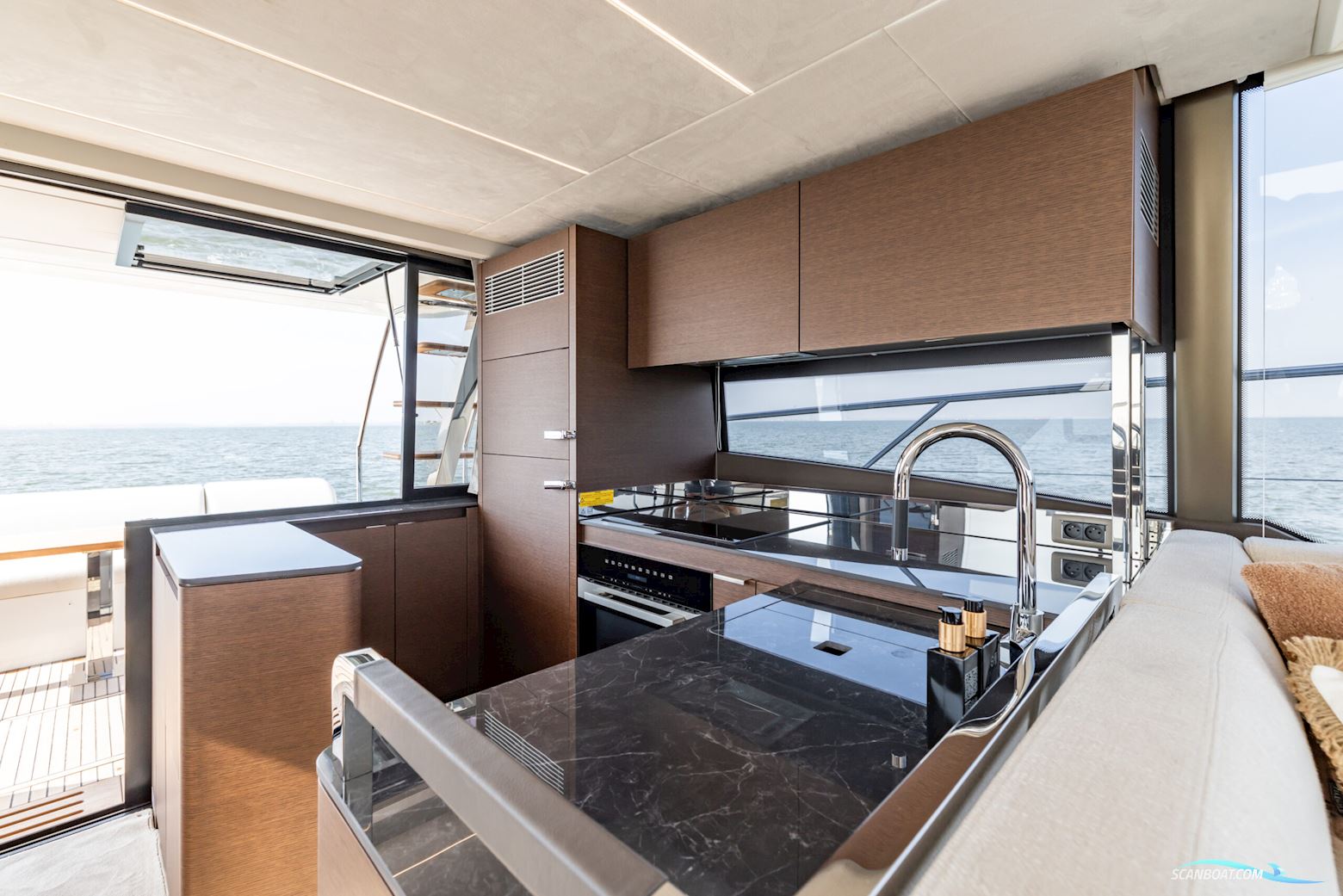 Prestige 590