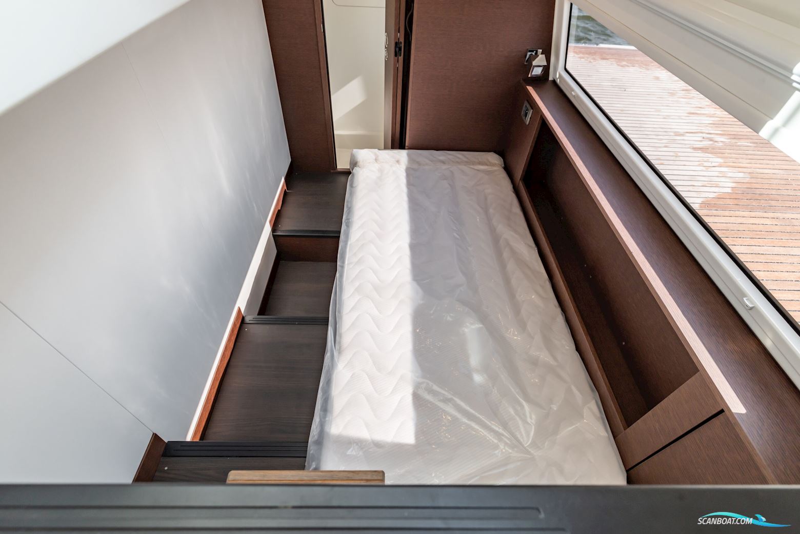 Prestige 590