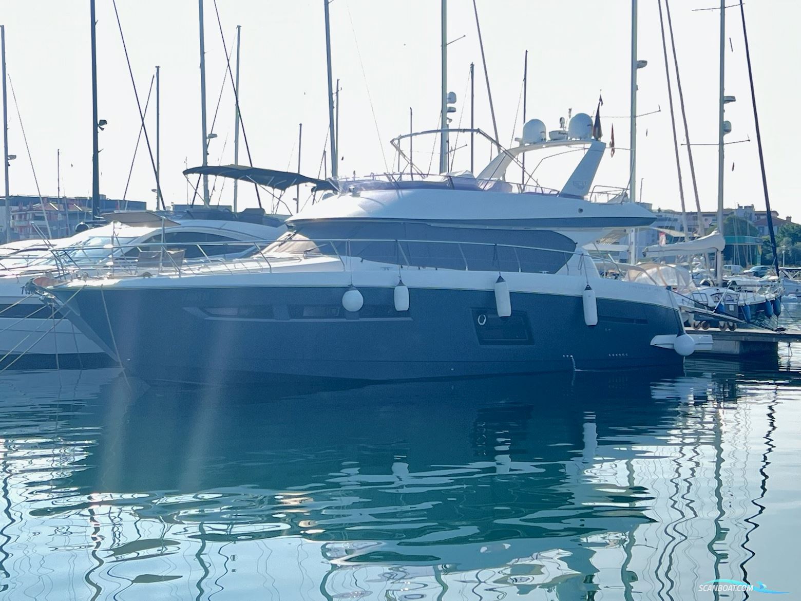 Prestige 620 Fly Motorboten 2013, met Volvo Penta D11 motor, Kroatië