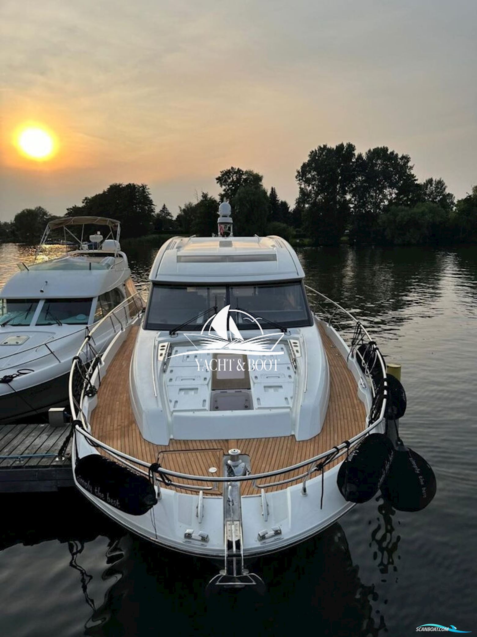 Prestige Yachts 520 S