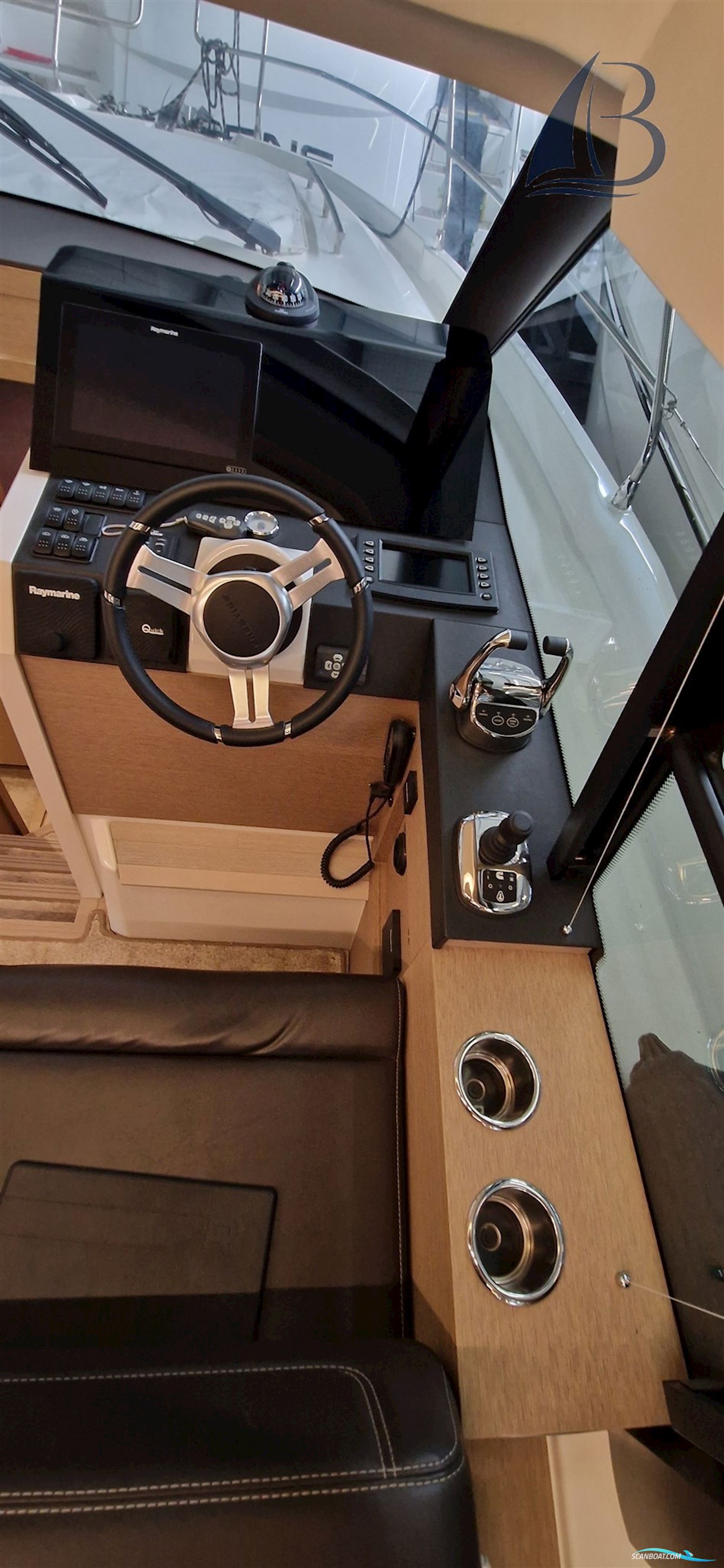 Prestige Yachts Prestige 420 Fly | Joystick | Hydraulische Badeplattform |300 h