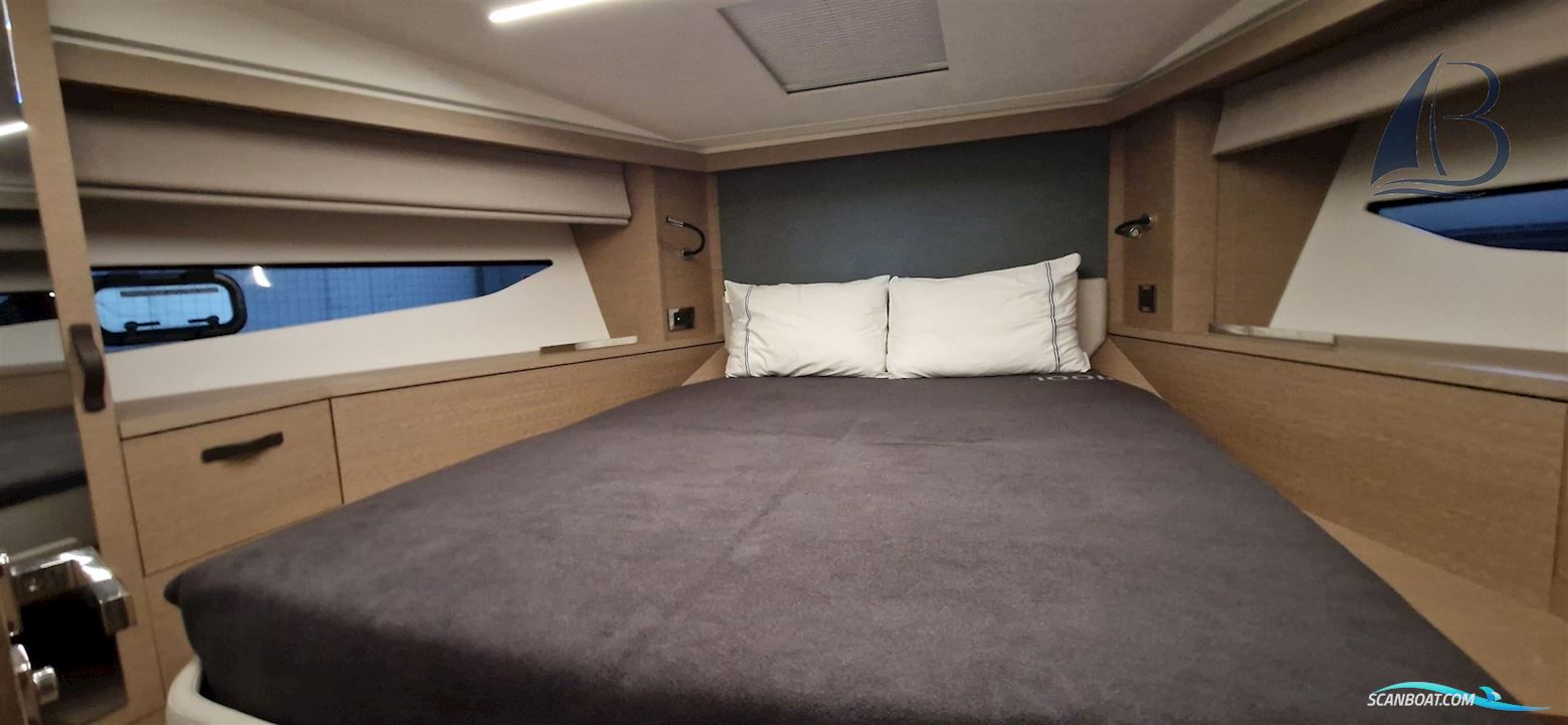 Prestige Yachts Prestige 420 Fly | Joystick | Hydraulische Badeplattform |300 h