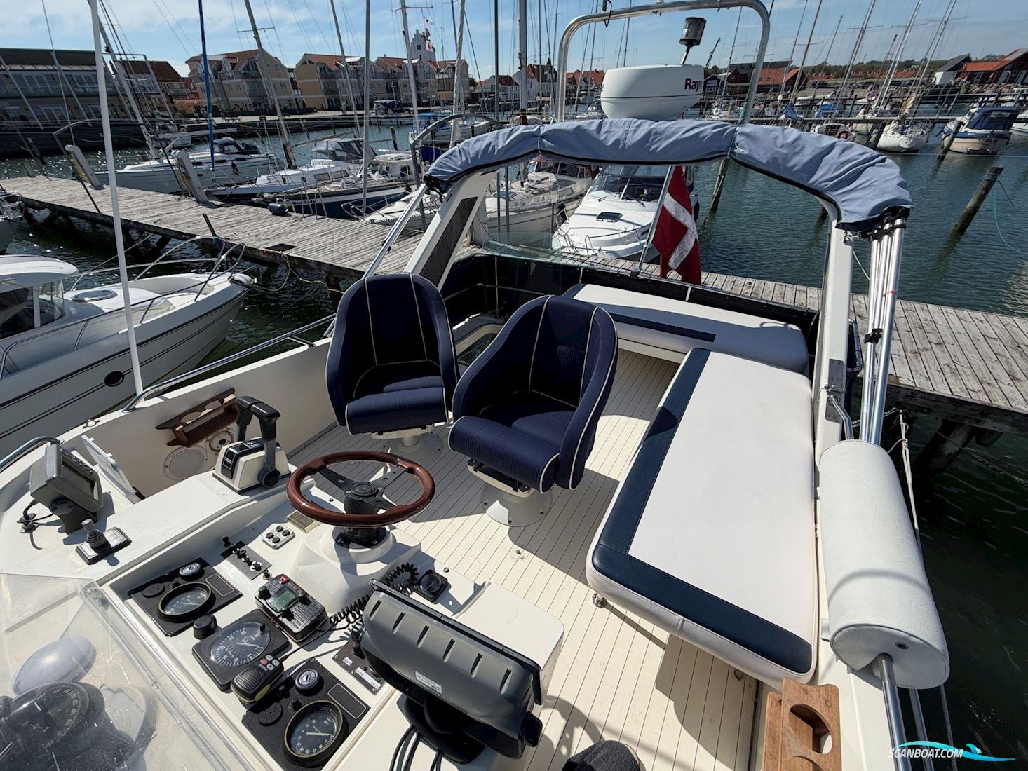 Princess 35