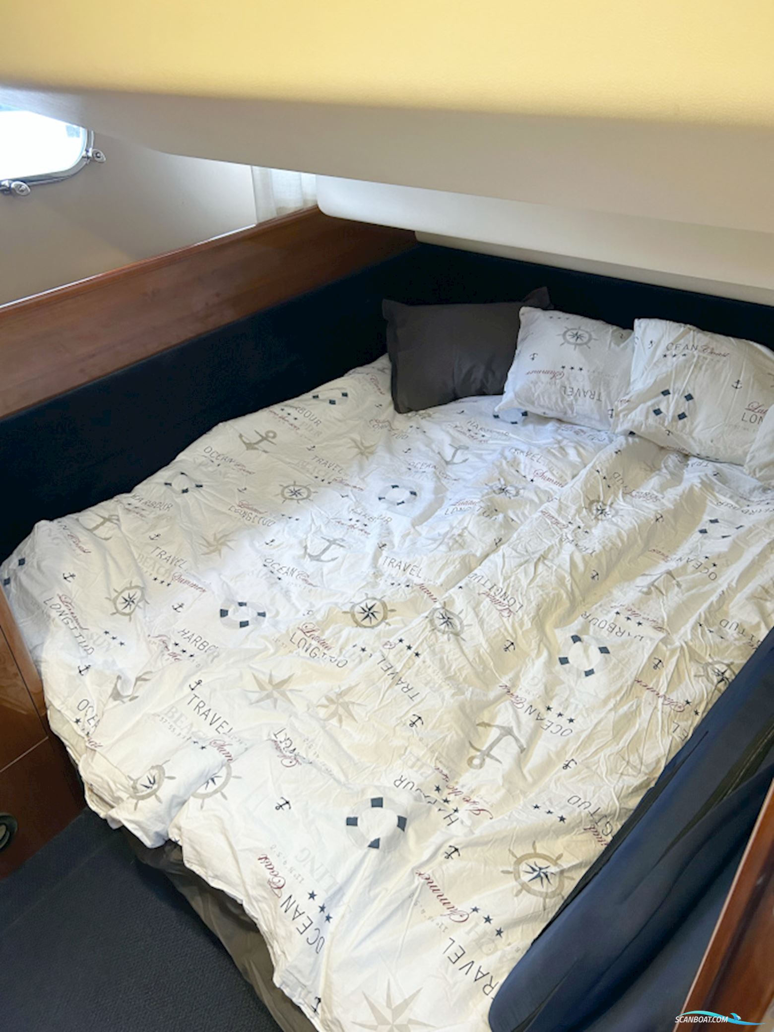 Princess 42 Flybridge