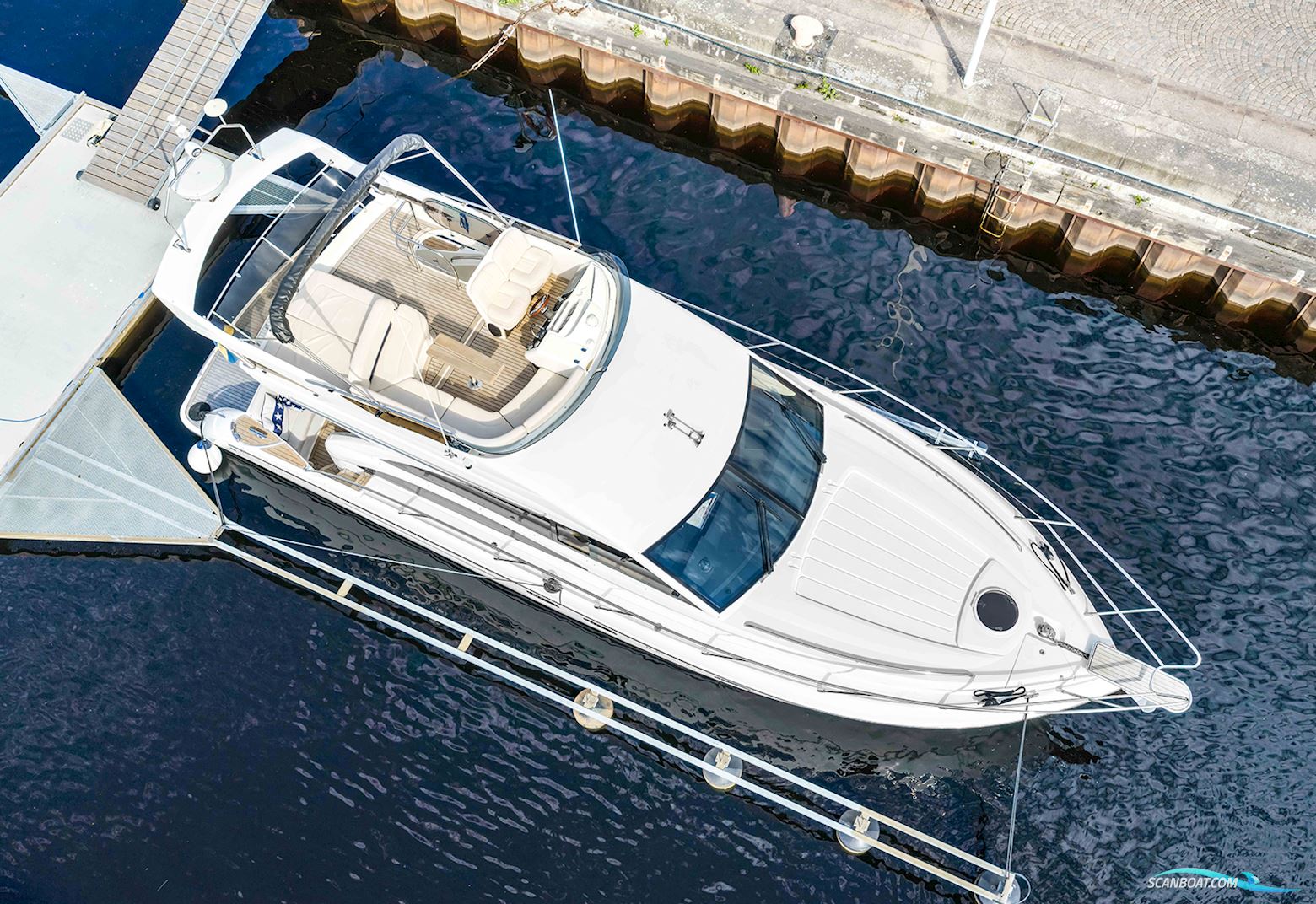 Princess 42 Flybridge