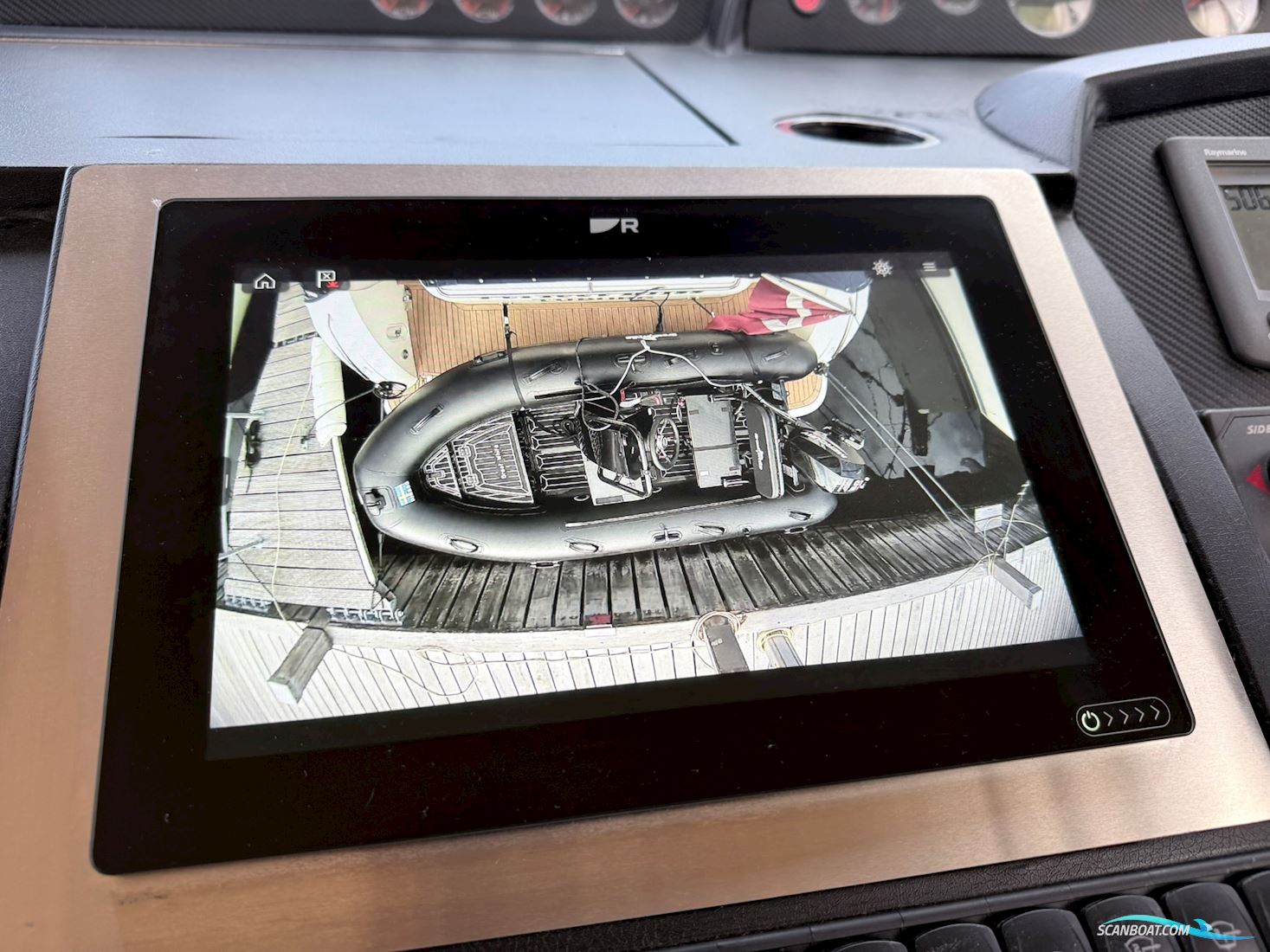 Princess 42 flybridge