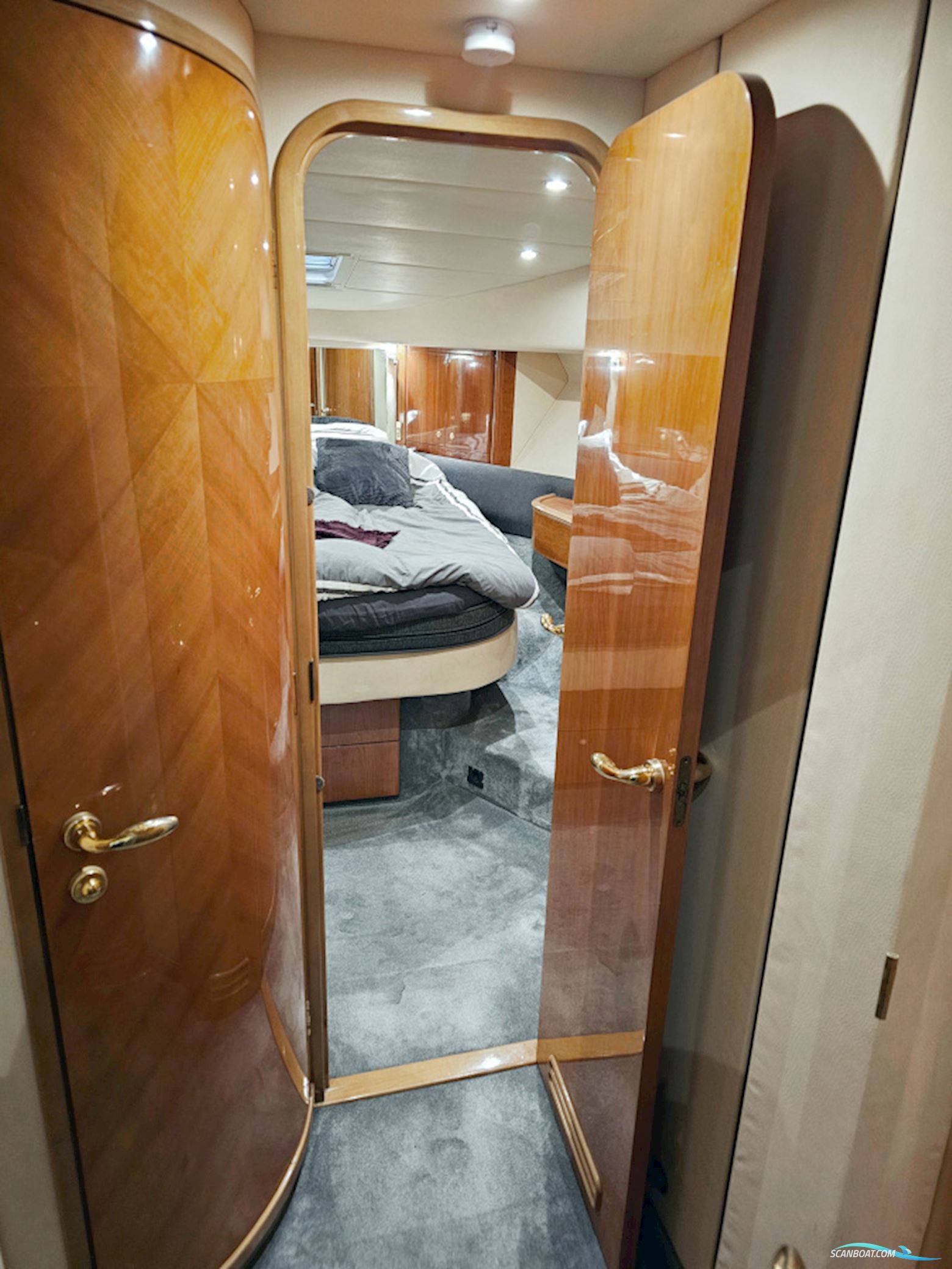 Princess 440 flybridge