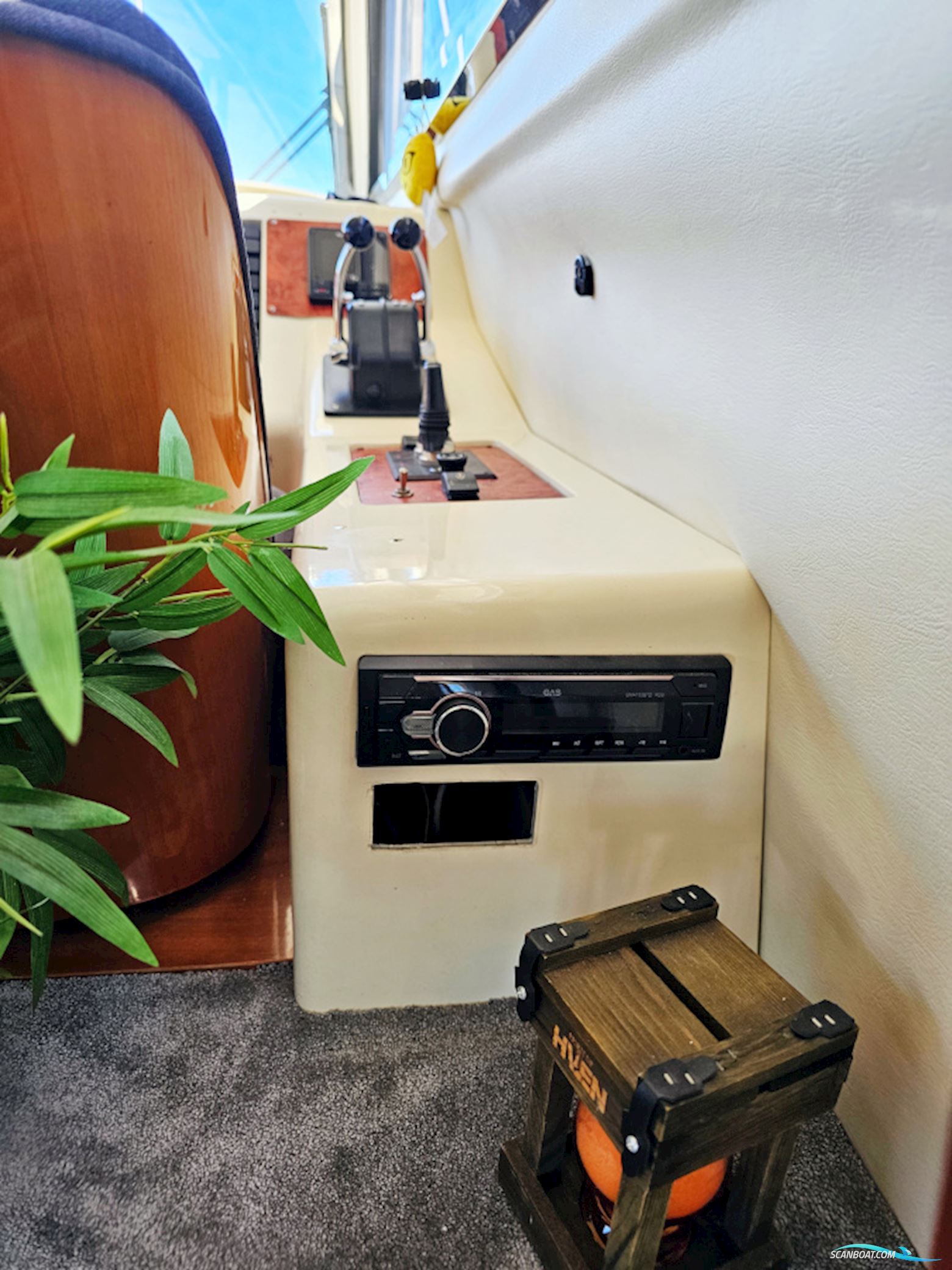 Princess 440 flybridge