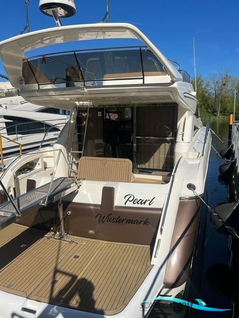 Princess 56 Fly