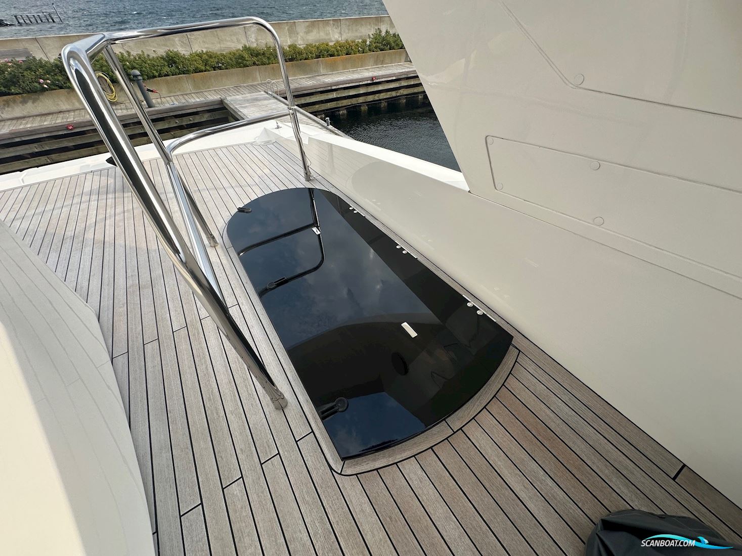 Princess 67 Flybridge