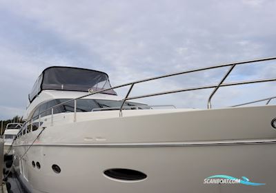 Princess 72 Motorboten 2012, met Caterpillar C32 1622 HP motor, Denemarken